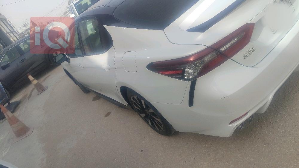 تۆیۆتا کامری